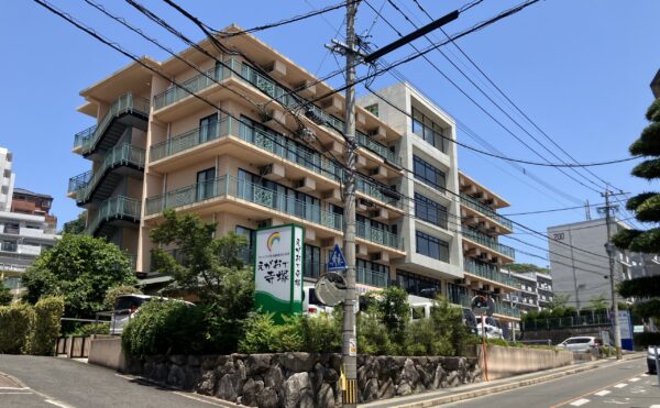 ■施設紹介　福岡市南区エリア　【サービス付き高齢者向け住宅 えがおで寺塚】さま