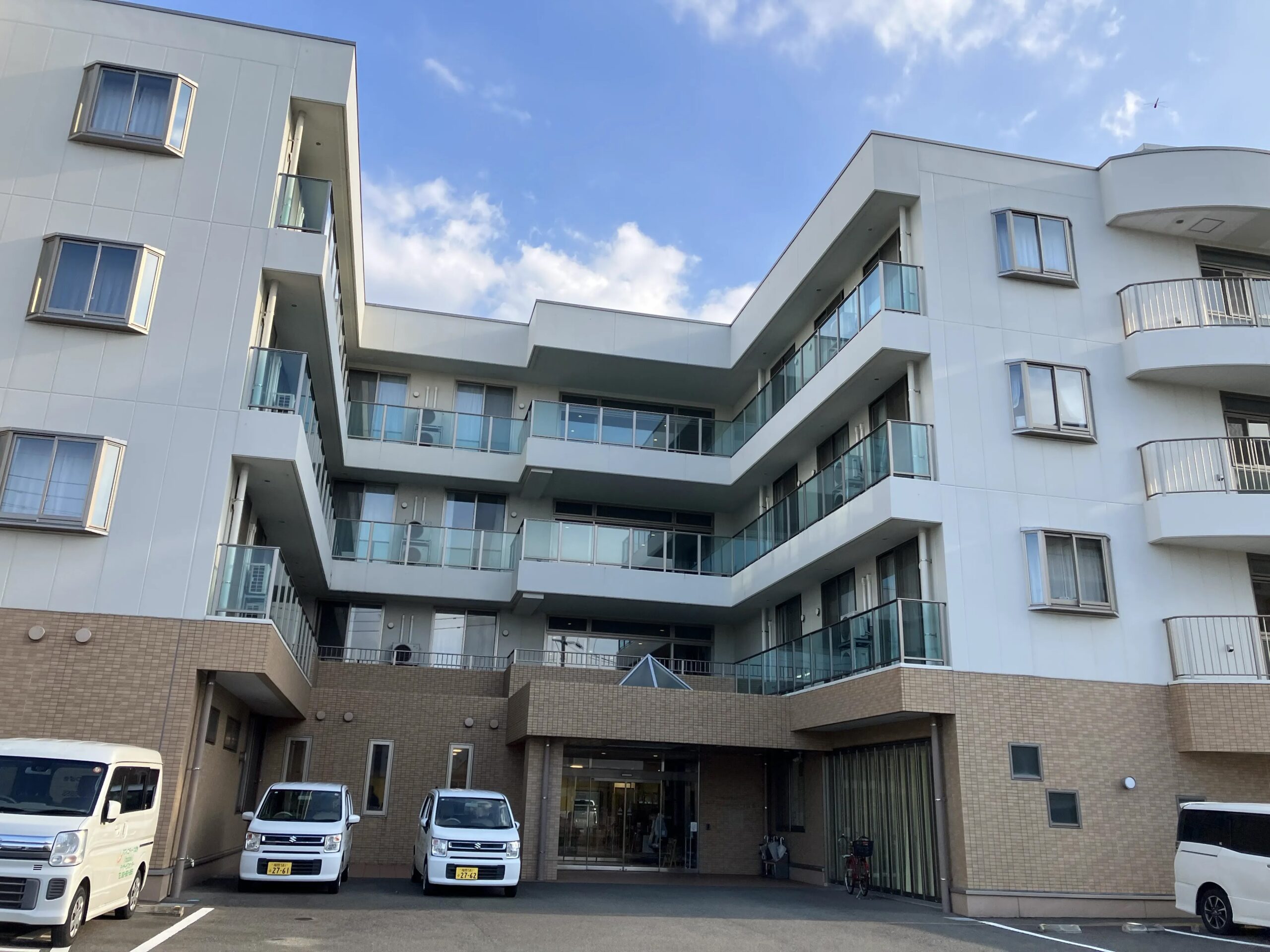 ■施設紹介 　福岡市西区エリア 【住宅型有料老人ホーム　アフィニティつばき】　さま