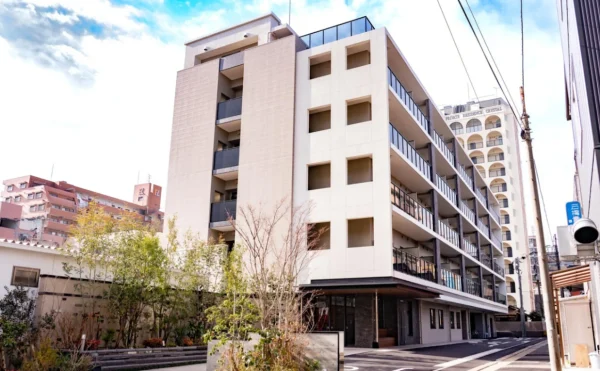 ■施設紹介 　福岡市博多区エリア 【住宅型有料老人ホーム　SOMPOケア ラヴィーレレジデンス博多住吉】　さま