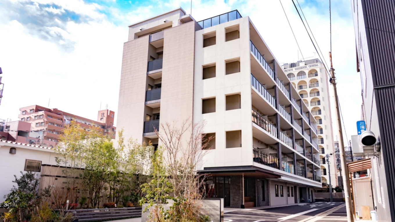 ■施設紹介 　福岡市博多区エリア 【住宅型有料老人ホーム　SOMPOケア ラヴィーレレジデンス博多住吉】　さま