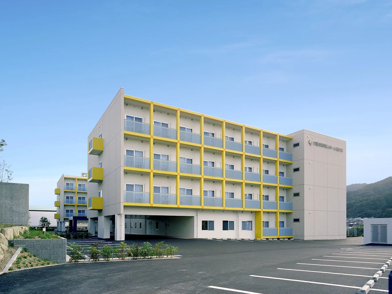 ■施設紹介 　福岡市西区エリア 【介護付き有料老人ホーム　西の丘】　さま